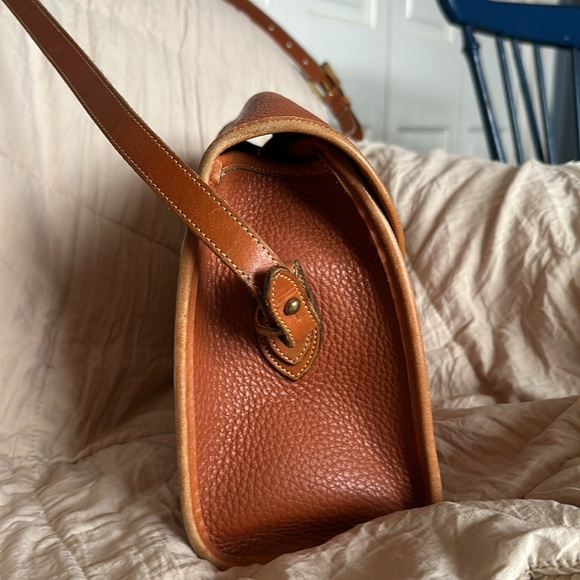 Vintage Dooney - Picture 2 of 6